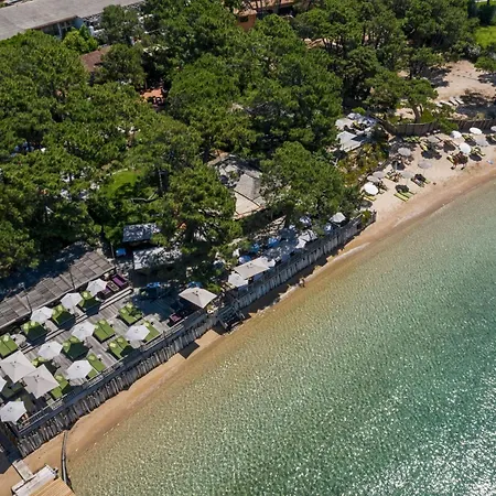 Grand De & Nucca Ξενοδοχείο 5*