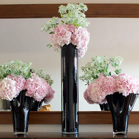 Grand De & Nucca فندق كالا روسا