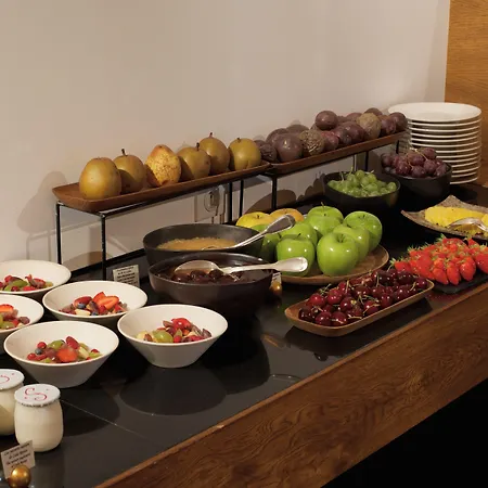 Grand De & Nucca Кала Росса