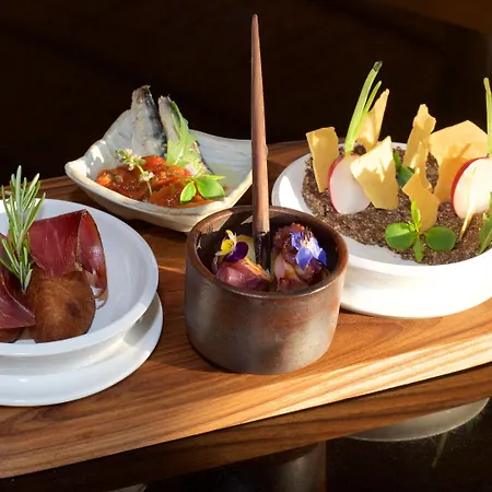 Grand De & Nucca 5* كالا روسا