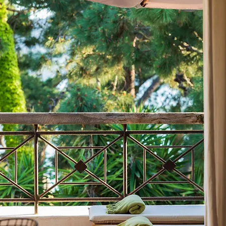 Hotel Grand De Cala Rossa&spa Nucca