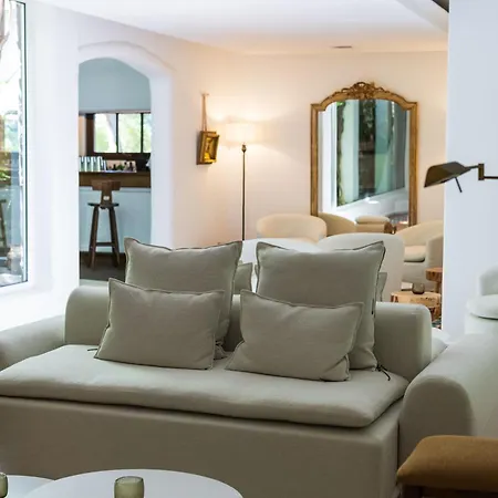 Hotel Grand De & Nucca 5*