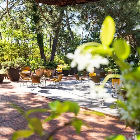 Grand De Cala Rossa&spa Nucca Hotel 5*
