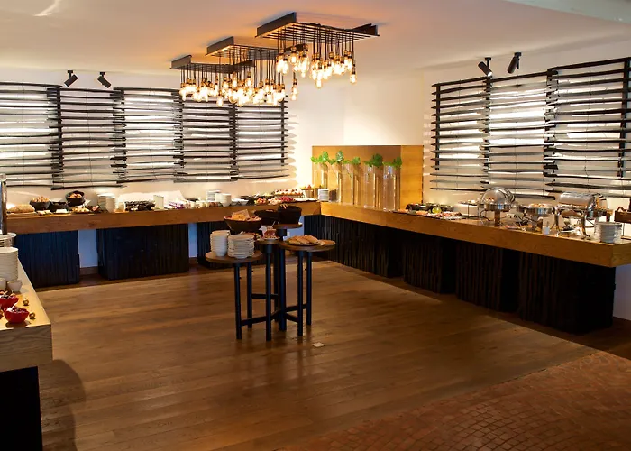 Hotel Grand De Cala Rossa&spa Nucca