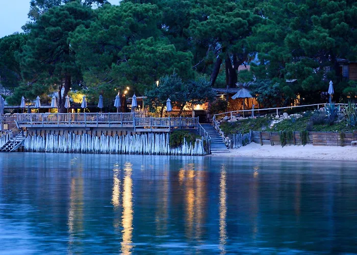 Grand De & Nucca Cala Rossa